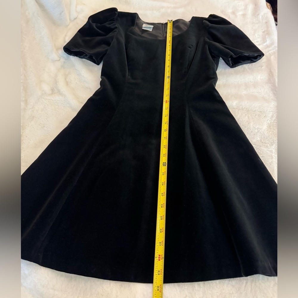 Vintage Laura Ashley Black Velvet Dress Puff Sleeve Romantic Mini Dress - Picture 13 of 15